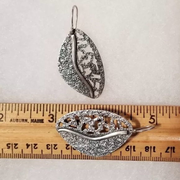 Silpada Leaf Sterling Silver Satin and Oxidized Earrings W1979 - Picture 10 of 13